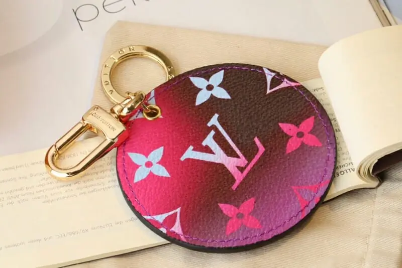 louis vuitton lv key holder and boucle de sac s_12621a4